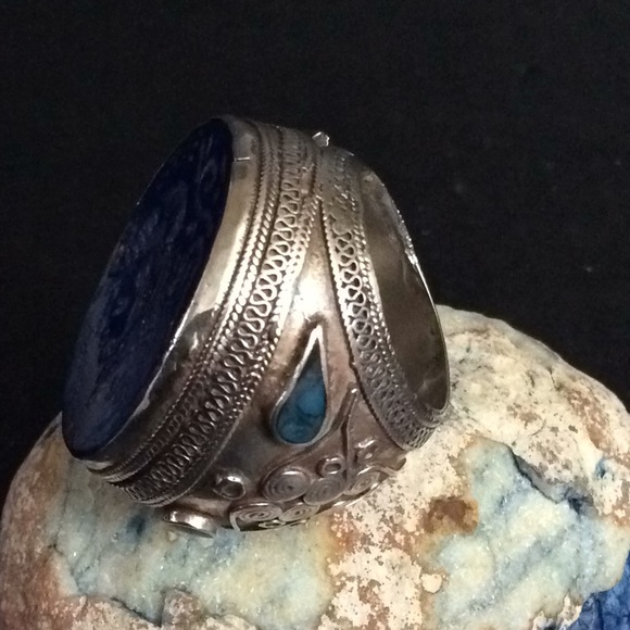 Sterling Silver Ring .